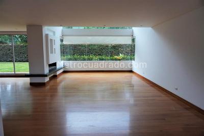 Casa de 4 alcobas en venta en Guaymaral San Simon, Bogotá, 400 m² · foto 4 de 20