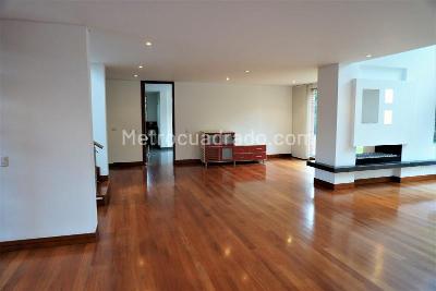Casa de 4 alcobas en venta en Guaymaral San Simon, Bogotá, 400 m² · foto 6 de 20