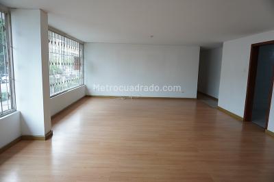 Apartamento en venta en Chico Norte, Bogotá · foto 2 de 19