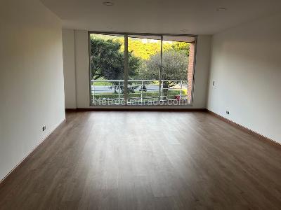 Apartamento de 3 alcobas en venta en Caobos Cedritos, Bogotá, 116 m² · foto 3 de 19
