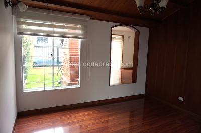 Casa de 3 alcobas en venta en El Recreo De Los Frailes, Bogotá, 220 m² · foto 6 de 18