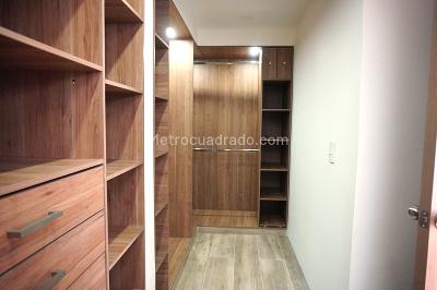 Casa de 3 alcobas en venta en El Recreo De Los Frailes, Bogotá, 220 m² · foto 10 de 18