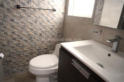 Casa de 3 alcobas en venta en El Recreo De Los Frailes, Bogotá, 220 m² · foto 14 de 18