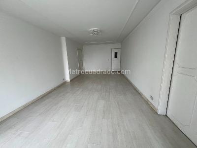 Apartamento de 4 alcobas en venta en Los Rosales Chico, Bogotá, 348 m² · foto 6 de 20