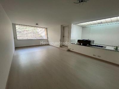Apartamento de 4 alcobas en venta en Los Rosales Chico, Bogotá, 348 m² · foto 9 de 20