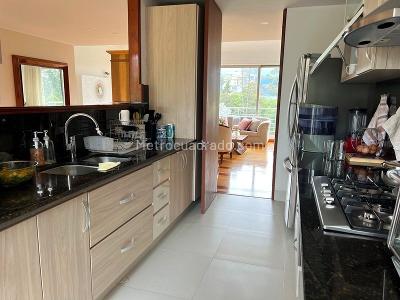 Apartamento de 3 alcobas en venta en Bosques Sotileza, Bogotá, 187 m² · foto 9 de 20