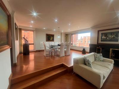 Apartamento de 3 alcobas en venta en Rosales Otro, Bogotá, 170 m² · foto 3 de 16