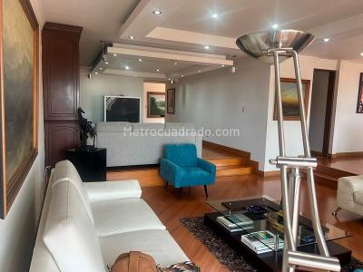 Apartamento de 3 alcobas en venta en Rosales Otro, Bogotá, 170 m² · foto 5 de 16