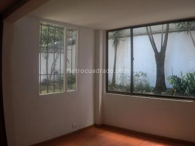 Apartamento de 3 alcobas en venta en Altos De Cabrera, Bogotá, 108 m² · foto 17 de 19
