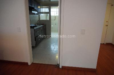 Apartamento de 3 alcobas en venta en Altos De Cabrera, Bogotá, 108 m² · foto 13 de 19