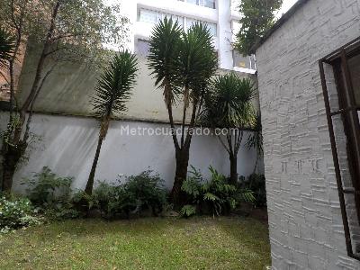 Apartamento de 3 alcobas en venta en Altos De Cabrera, Bogotá, 108 m² · foto 14 de 19