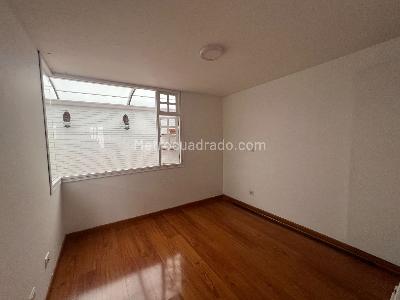 Apartamento de 3 alcobas en venta en Altos De Santa Barbara, Bogotá, 76 m² · foto 13 de 19