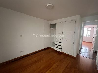 Apartamento de 3 alcobas en venta en Altos De Santa Barbara, Bogotá, 76 m² · foto 14 de 19