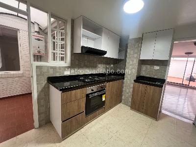 Apartamento de 3 alcobas en venta en Altos De Santa Barbara, Bogotá, 76 m² · foto 18 de 19