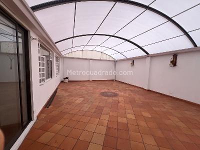 Apartamento de 3 alcobas en venta en Altos De Santa Barbara, Bogotá, 76 m² · foto 4 de 19