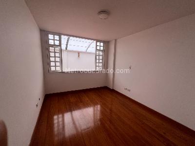 Apartamento de 3 alcobas en venta en Altos De Santa Barbara, Bogotá, 76 m² · foto 3 de 19