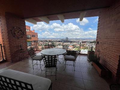 Apartamento de 4 alcobas en venta en Santa Barbara Alta Usaquen, Bogotá, 240 m² · foto 13 de 18