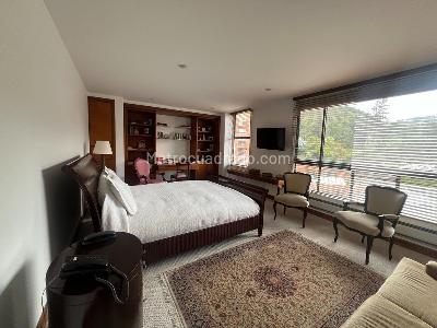 Apartamento de 4 alcobas en venta en Santa Barbara Alta Usaquen, Bogotá, 240 m² · foto 17 de 18