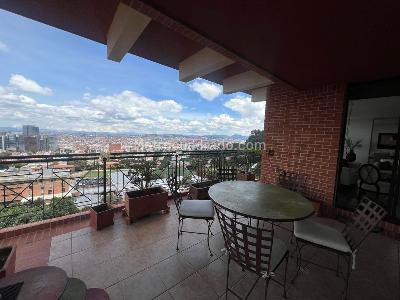 Apartamento de 4 alcobas en venta en Santa Barbara Alta Usaquen, Bogotá, 240 m² · foto 3 de 18