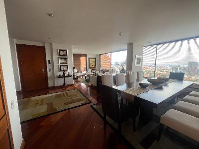 Apartamento de 4 alcobas en venta en Santa Barbara Alta Usaquen, Bogotá, 240 m² · foto 8 de 18