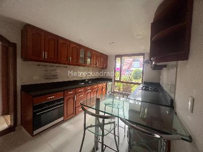 Casa de 4 alcobas en venta en Torreladera, Bogotá, 410 m² · foto 9 de 20
