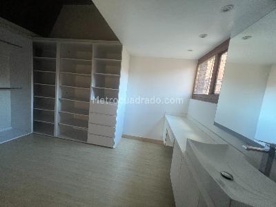 Casa de 4 alcobas en venta en Torreladera, Bogotá, 410 m² · foto 13 de 20