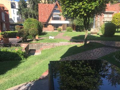 Casa de 4 alcobas en venta en Torreladera, Bogotá, 410 m² · foto 2 de 20