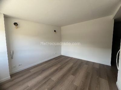 Apartamento en arriendo en Gratamira Colina Campestre, Bogotá · foto 10 de 16