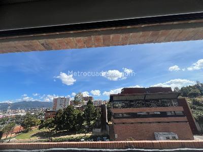 Apartamento en arriendo en Gratamira Colina Campestre, Bogotá · foto 11 de 16