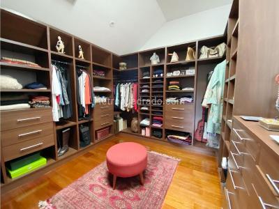 Apartamento de 4 alcobas en venta en Santa Barbara Alta, Bogotá, 540 m² · foto 6 de 20