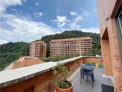 Apartamento de 4 alcobas en venta en Santa Barbara Alta, Bogotá, 540 m² · foto 12 de 20
