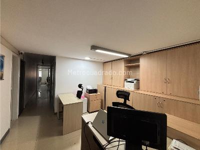 Casa de 4 alcobas en venta en Polo Club, Bogotá, 433 m² · foto 17 de 20