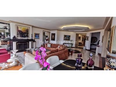Apartamento de 4 alcobas en venta en Santa Barbara Oriental, Bogotá, 404 m² · foto 5 de 20