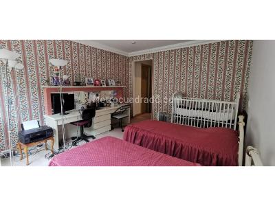 Apartamento de 4 alcobas en venta en Santa Barbara Oriental, Bogotá, 404 m² · foto 16 de 20