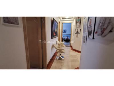 Apartamento de 4 alcobas en venta en Santa Barbara Oriental, Bogotá, 404 m² · foto 19 de 20