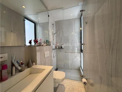 Apartamento de 3 alcobas en venta en Chico, Bogotá, 340 m² · foto 18 de 20
