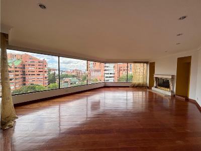 Apartamento de 3 alcobas en arriendo en La Cabrera, Bogotá, 316 m² · foto 4 de 20