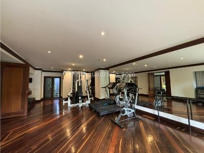 Apartamento de 3 alcobas en arriendo en La Cabrera, Bogotá, 316 m² · foto 6 de 20