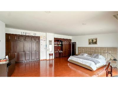 Apartamento en venta en Santa Barbara, Bogotá · foto 6 de 17