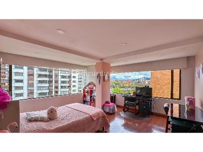 Apartamento en venta en Santa Barbara, Bogotá · foto 8 de 17