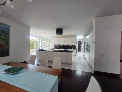 Casa de 4 alcobas en venta en San Simon, Bogotá, 1520 m² · foto 3 de 20