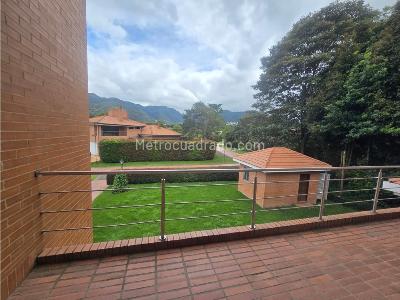 Casa de 4 alcobas en venta en San Simon, Bogotá, 1520 m² · foto 14 de 20
