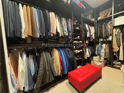 Apartamento de 3 alcobas en venta en Chico Museo, Bogotá, 282 m² · foto 10 de 20