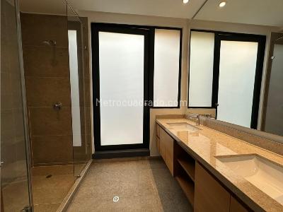 Apartamento en venta en Santa Barbara Alta, Bogotá · foto 12 de 14