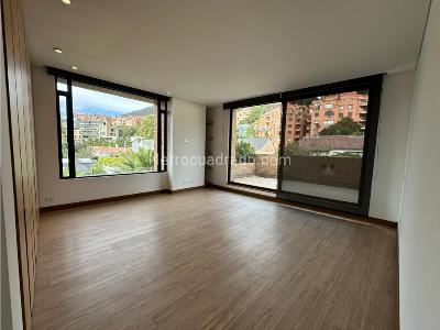 Apartamento en venta en Santa Barbara Alta, Bogotá · foto 4 de 16