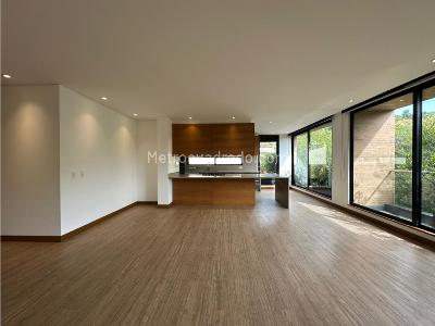 Apartamento en venta en Santa Barbara Alta, Bogotá · foto 6 de 16