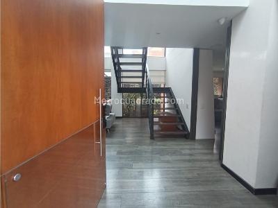 Casa de 3 alcobas en venta en Hacienda Fontanar, Chía, 282 m² · foto 2 de 20