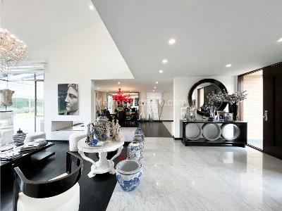 Casa de 4 alcobas en venta en San Simon, Bogotá, 314 m² · foto 6 de 20