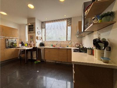 Apartamento de 4 alcobas en venta en Chico, Bogotá, 460 m² · foto 4 de 20