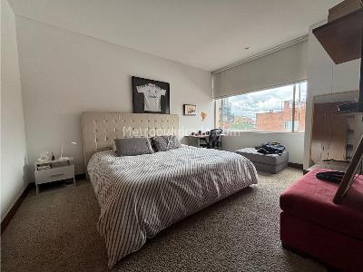 Apartamento de 4 alcobas en venta en Chico, Bogotá, 460 m² · foto 18 de 20